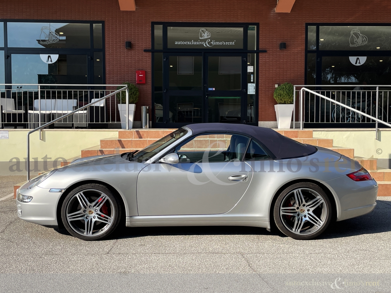 Autoexclusive & Limosrent - Porsche 997 911 Carrera 4S Cabriolet | Ref.  IQ1249