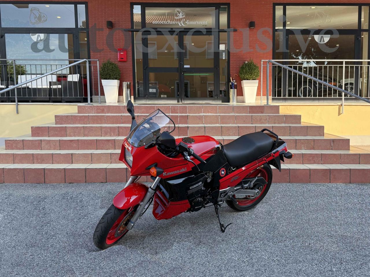 Kawasaki GPZ 900 R A8 TWINCAM 16V RESTAURO COMPLETO JAP RETRO